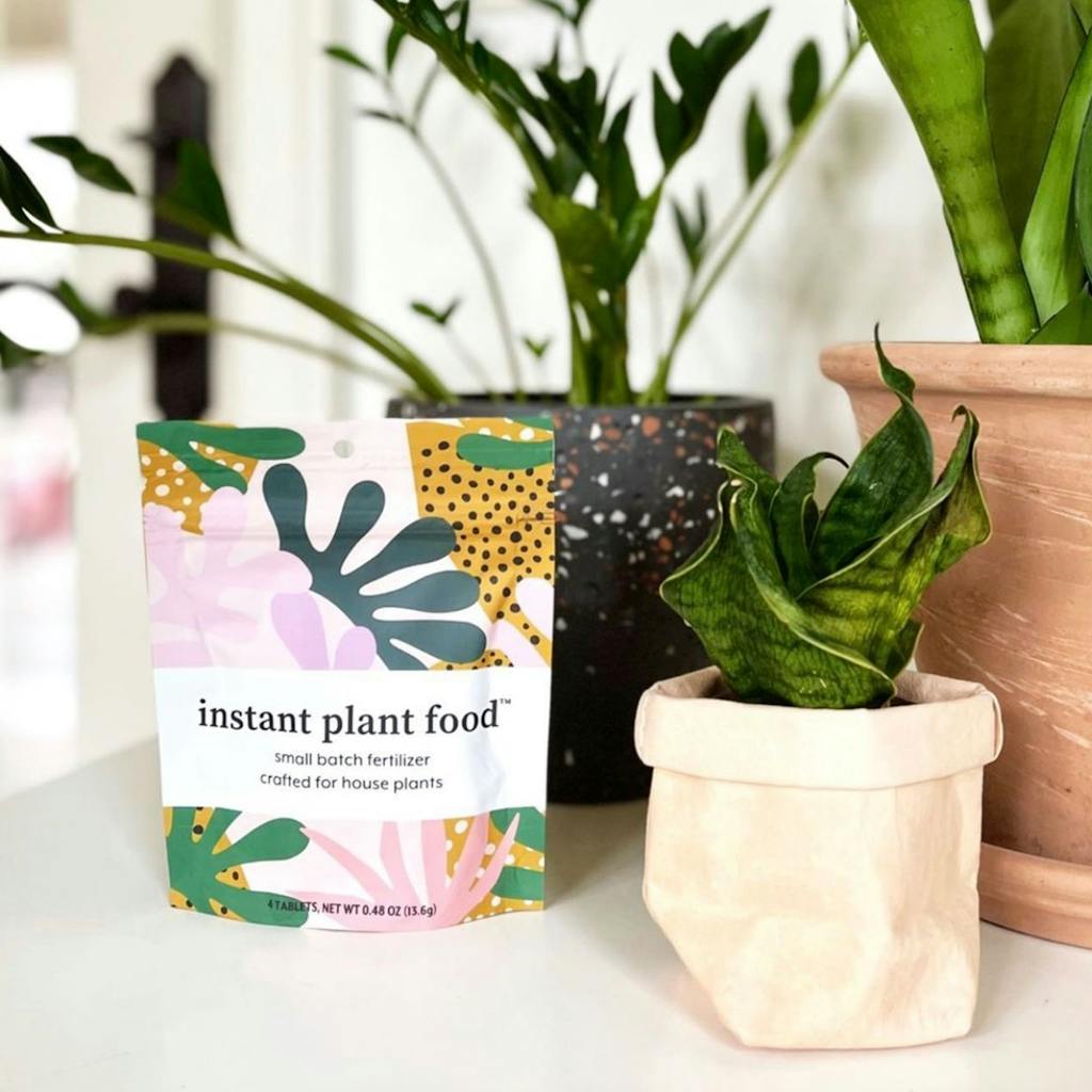 Instant Biologics's Instant Plant Food